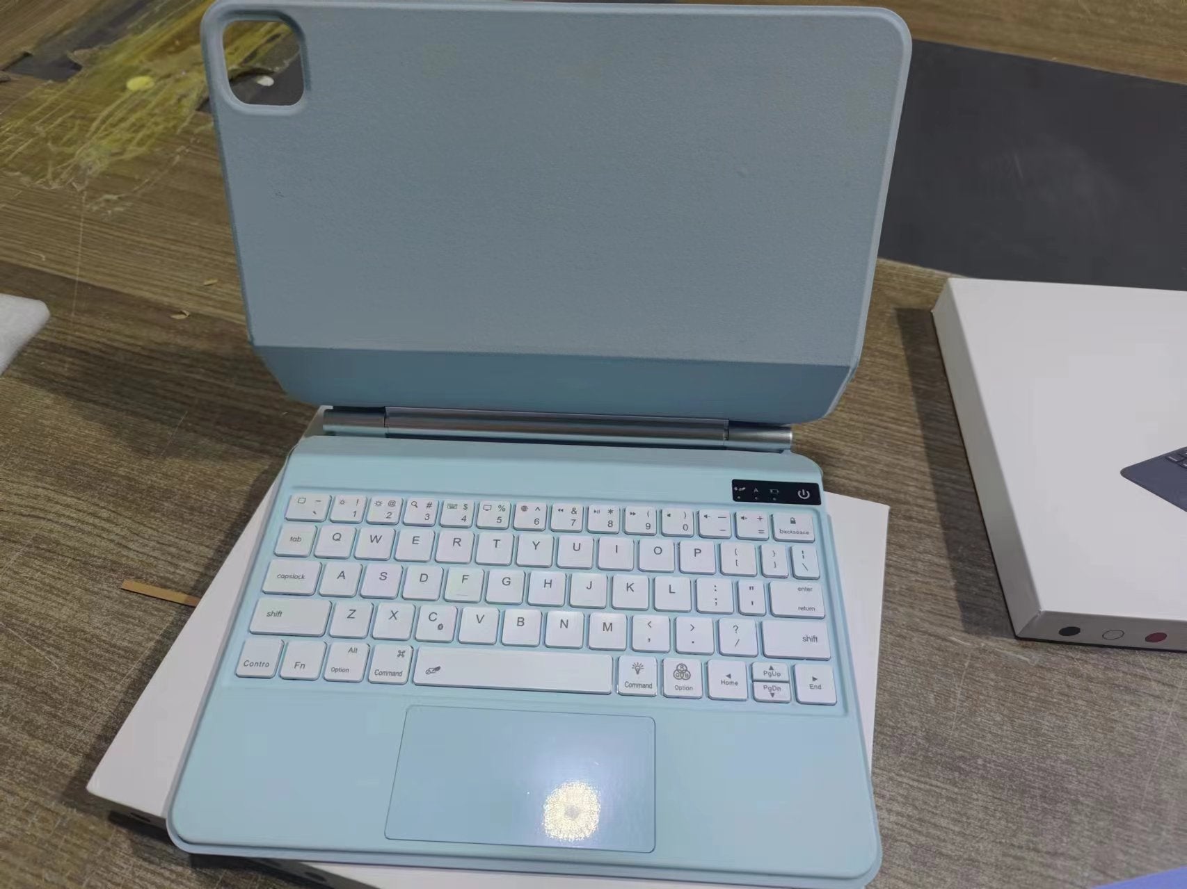 Suspension Magic Control Keyboard For Tablet Computer